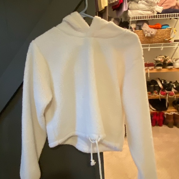 Cropped Teddy Hoodie - Picture 2 of 5